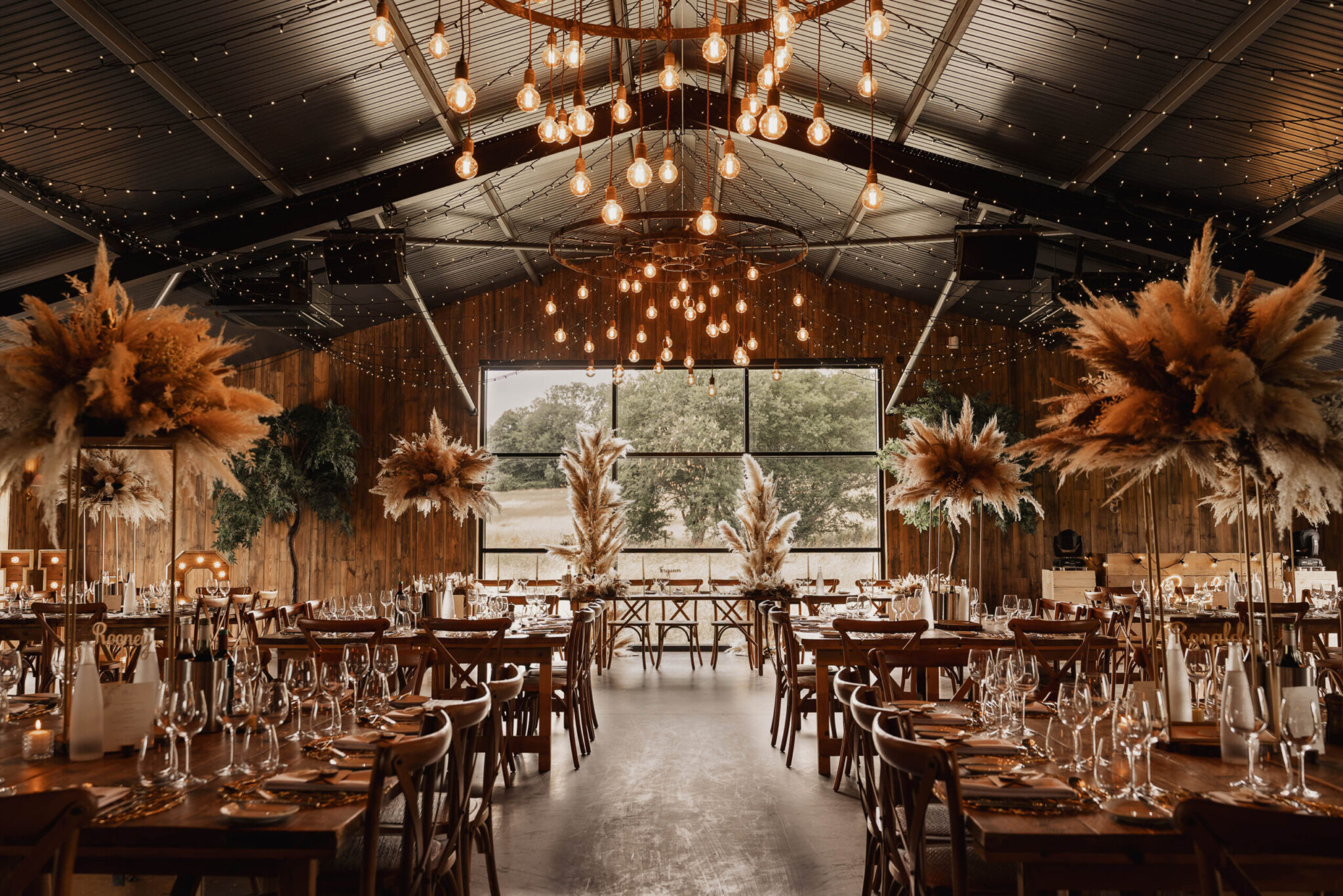 Silchester Farm, rustic Wedding venue, Reception